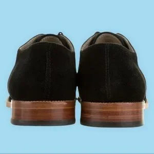 Grey/two-toned suede Heutchy shoes, sz 8 Heutchy | Shoes | Greytwotoned Suede Heutchy Shoes Sz 8  main image 3